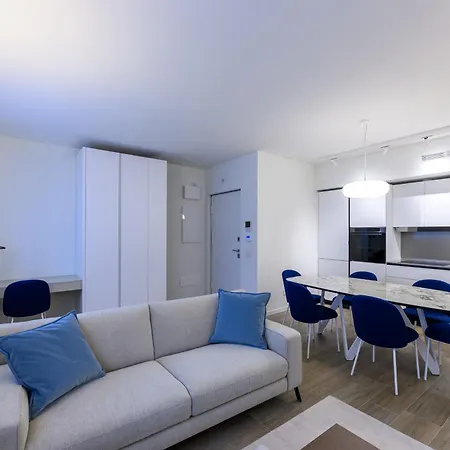 Trilocale Leonardo Upper Apartment Treviglio